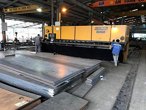 Nhà máy gia công kết cấu thép